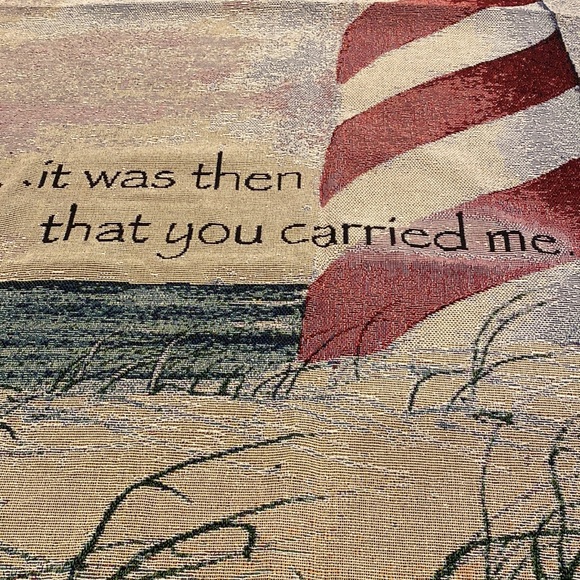 Scenic Throw “Foot prints in the sand” - Picture 3 of 6